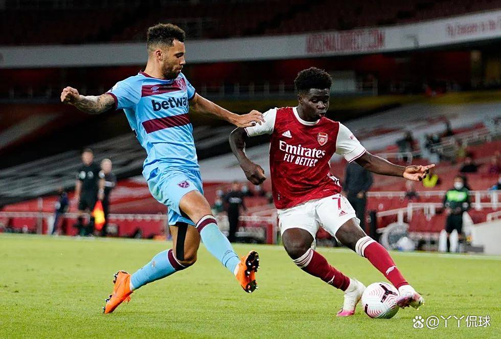 “泳往直前，共筑梦想”——奥运冠军张雨霏、覃海洋、潘展乐参加游泳奥运冠军进校园活动